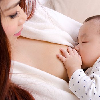 It’s World Breastfeeding Week and the Motherhood Center is Here for All Your Breastfeeding Needs