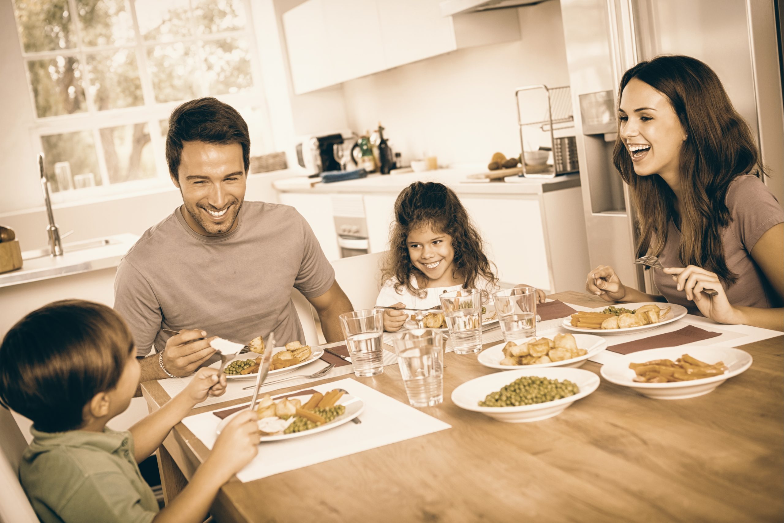 How Regular Family Mealtime Inspires Healthy Habits and Strong Family Bonds