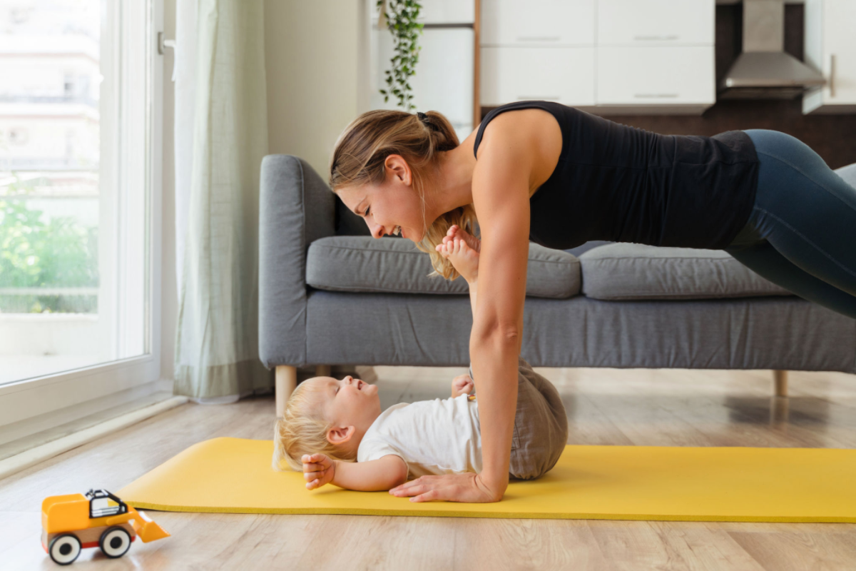 https://www.motherhoodcenter.com/wp-content/uploads/2023/09/Postpartum-Fitness-Safe-Exercises-for-New-Moms-1.png
