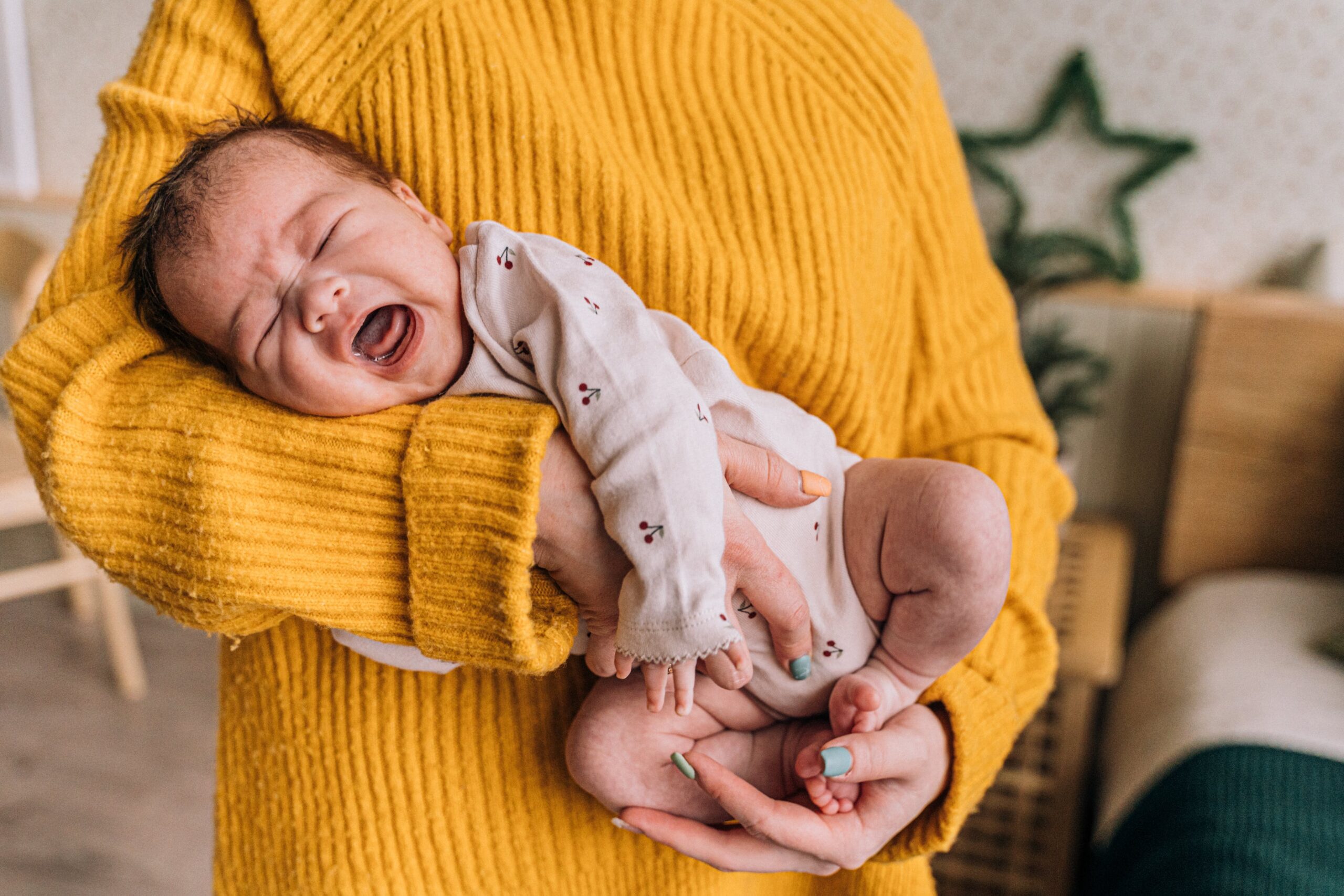 Understanding Infant Colic: Causes, Symptoms, and Treatment
